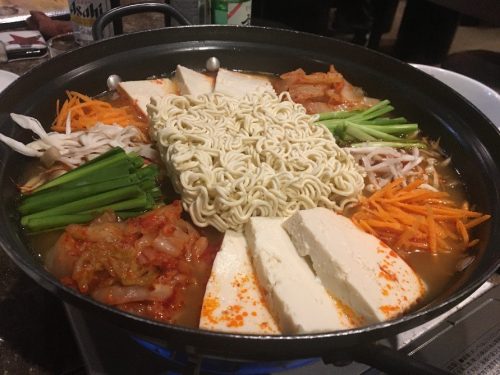 韓国料理【プデチゲ】ってナニ！？