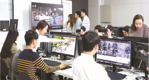 コンピュータ情報系列(3年制)